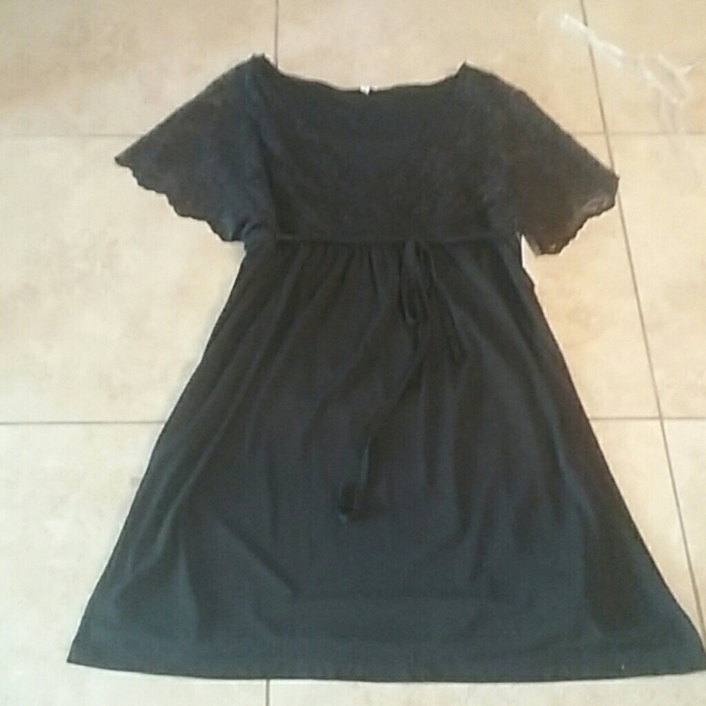 Madison brand black dress size XL lace details NWT
